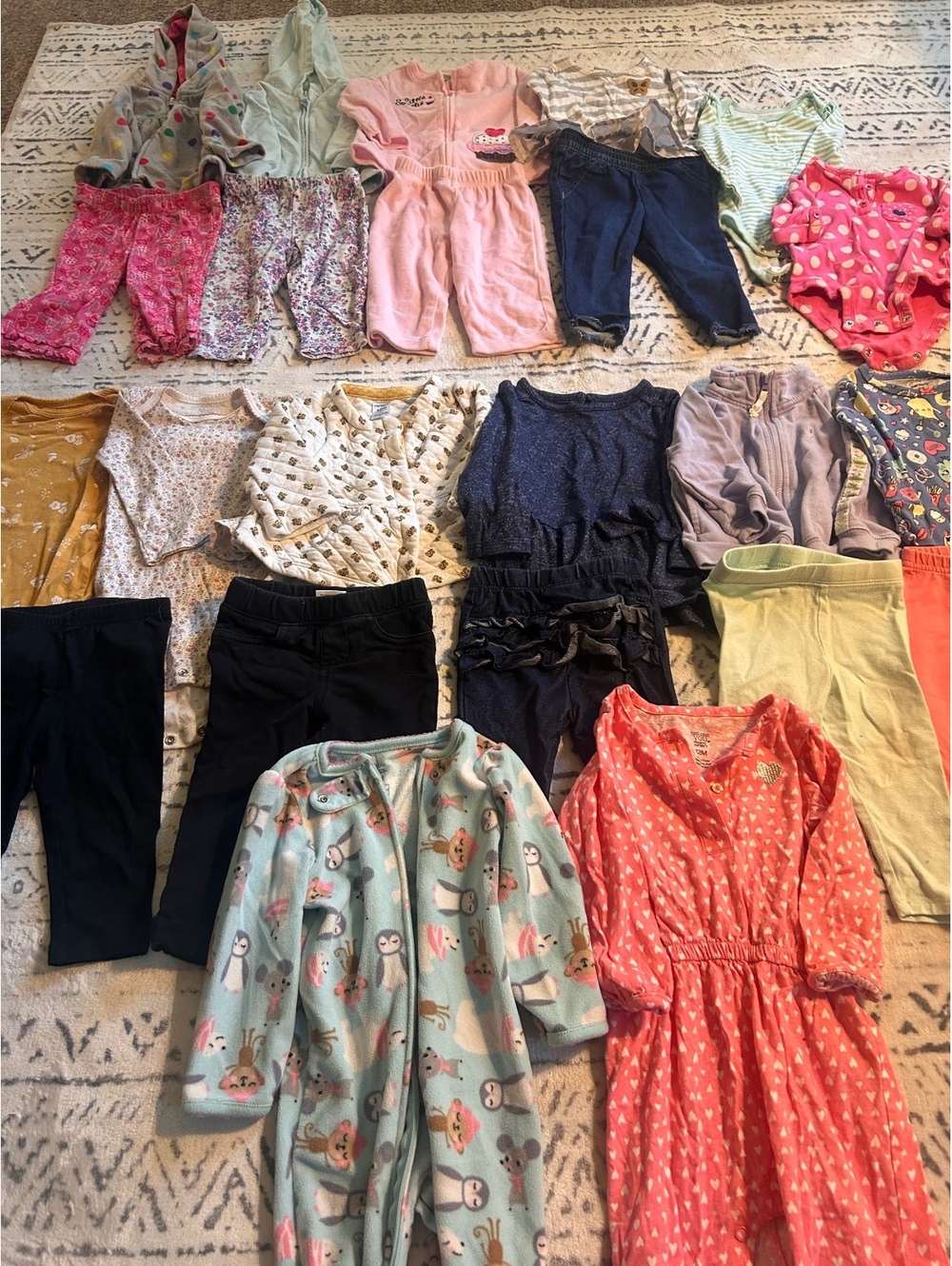 Mixed Baby Girls Clothing Lot Size 6-12 Months